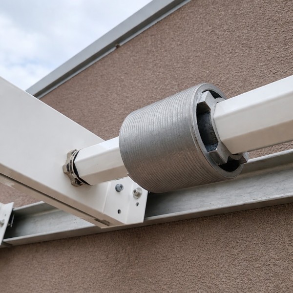 Kit pérgola motorizado 230V con interruptor | Motor tubular para pérgolas hasta 6m