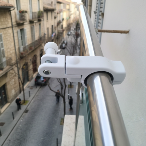 Adaptador soporte toldo para barandilla redonda Ø50 mm | Fijación brazo balcón