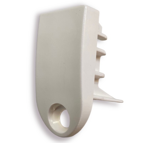 Tapas finales para perfil palillo de pérgola corredera instaladas en extremos del perfil de aluminio para sujetar la lona.