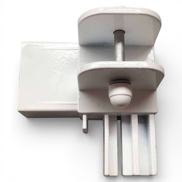 Escuadra triple aluminio 80x40 para pérgola | unión pata, lateral y frontal